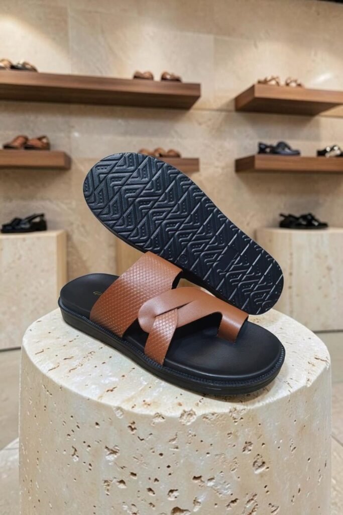Men's Genuine Leather Tan Nappa Print Toe Ring Sandals